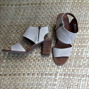 Toms Beige Heeled Sandals